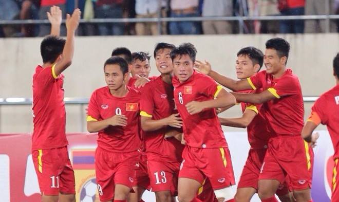 Nước mắt chan đầy câu chuyện của hai Sao mai U19 Việt Nam - Ảnh 2.