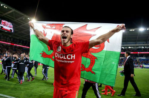 Xứ Wales vs Bắc Ireland: Muốn thắng, Bale phải học... Ronaldo - Ảnh 1.