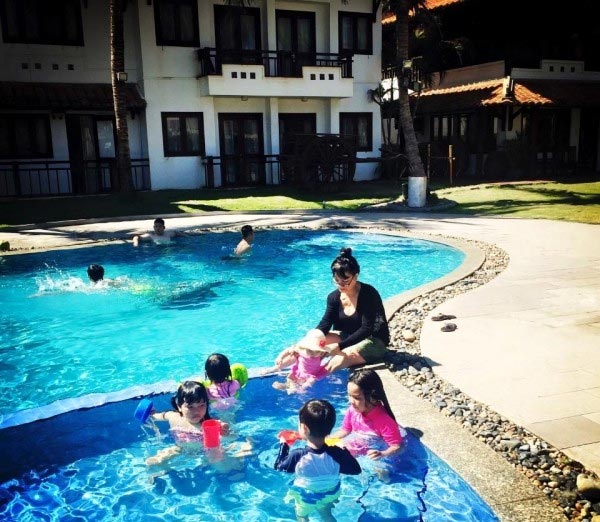 Cuộc sống sang chảnh của c&aacute;c nh&oacute;c tỳ nh&agrave; L&yacute; Hải - Minh H&agrave; - Ảnh 16.