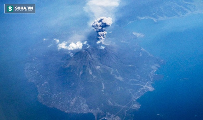 Cảnh báo: Núi lửa khủng khiếp ở Nhật sắp phun trào - Ảnh 2.