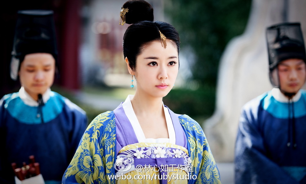 Những lần trùng vai thú vị của “bộ ba” Hoàn Châu cách cách - Ảnh 14. Những lần trùng vai thú vị của “bộ ba” Hoàn Châu cách cách - Ảnh 14.