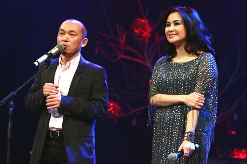 Lý do khiến các cặp đôi showbiz tiếp tục làm bạn dù đã chia tay - Ảnh 5.