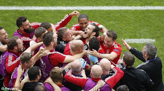 Wales 2-1 Slovakia: Lịch sử gọi tên Wales - Ảnh 9.