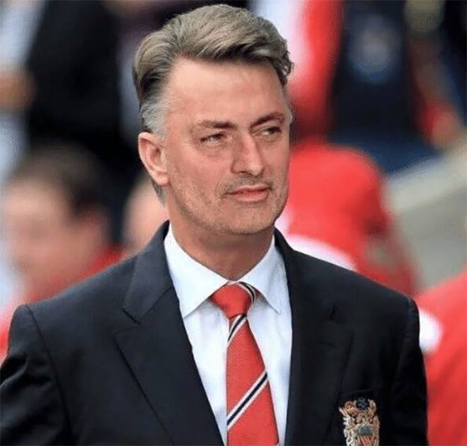 Với Man United, Mourinho cũng chỉ là chiếc váy thay vội - Ảnh 2.