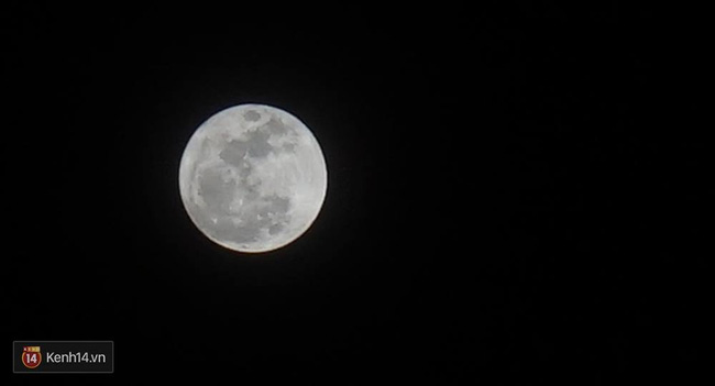 [ẢNH] Ở Việt Nam, ngắm mặt trăng vào thời khắc gần trái đất nhất trong vòng 68 năm qua - Ảnh 9.