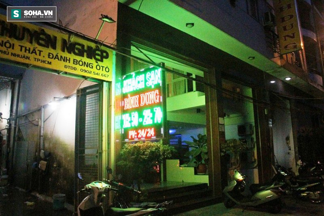 Đột kích khách sạn ở Sài Gòn, nhiều “chân dài” đang chờ bán dâm - Ảnh 1.