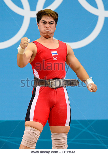 Nữ đô cử đầy... nam tính của đoàn Olympic Thái Lan - Ảnh 3.