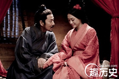 Cặp đôi Hoàng đế - Hoàng hậu thất đức nhất lịch sử Trung Hoa: Nồi nào úp vung nấy! - Ảnh 2.