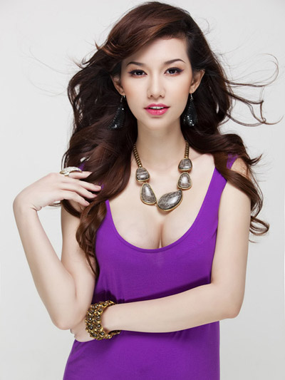 Các hot girl Việt xinh đẹp nổi tiếng nhưng khổ sở vì chồng - Ảnh 6.