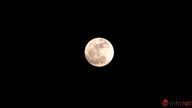 [ẢNH] Ở Việt Nam, ngắm mặt trăng vào thời khắc gần trái đất nhất trong vòng 68 năm qua - Ảnh 12.
