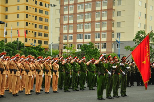 Có thể bạn chưa biết: Công an và cảnh sát khác nhau như thế nào? - Ảnh 2.