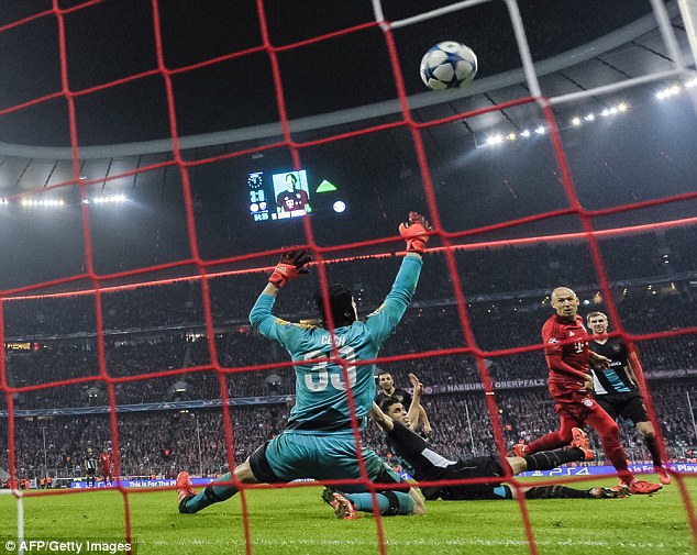Bayern Munich hí hửng khi được đối đầu với Arsenal ở vòng 1/8 Champions League - Ảnh 2.