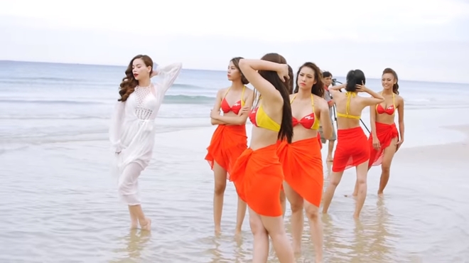 Bikini Vietjet lên sóng - Ảnh 3.