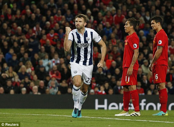 Chơi rock nặng trên Anfield, Liverpool vươn đỉnh Premier League - Ảnh 3.