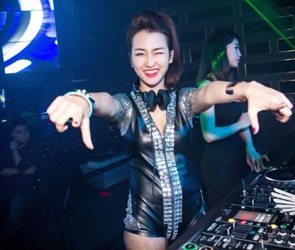 Nữ DJ miền Tây coi hình xăm như đồ trang sức  Tin giải trí khoa học