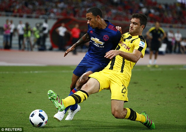 Man United 1-4 Dortmund: Cuộc thanh trừng của Mourinho - Ảnh 3.