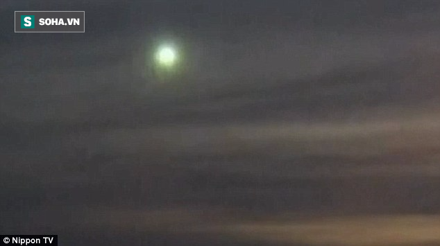 Nhật Bản phát sốt vì chứng kiến UFO vần vũ trên bầu trời - Ảnh 1.