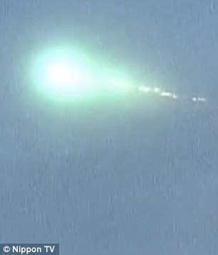 Nhật Bản phát sốt vì chứng kiến UFO vần vũ trên bầu trời - Ảnh 5.