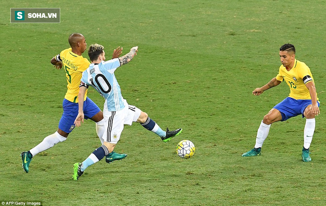 Brazil 3-0 Argentina: Đừng khóc cho Messi, Argentina! - Ảnh 5.