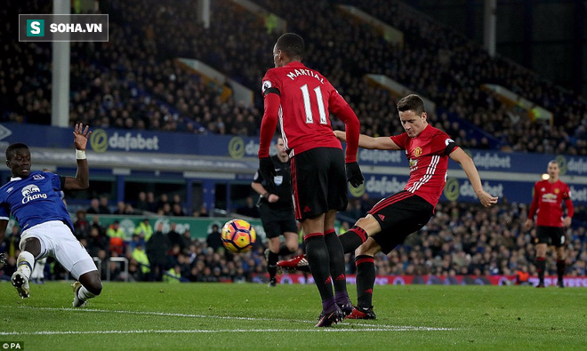 Trên Goodison Park, Man United chơi một trận điên rồ chưa từng thấy - Ảnh 13.