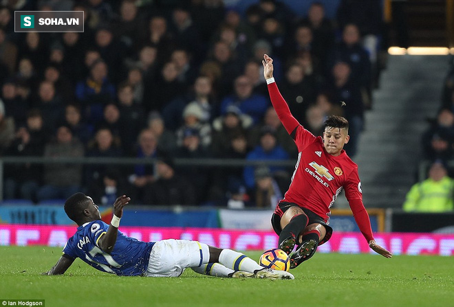 Trên Goodison Park, Man United chơi một trận điên rồ chưa từng thấy - Ảnh 6.