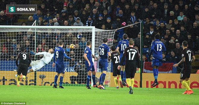 Man City tan nát, Pep Guardiola sốc nặng dưới tay Leicester - Ảnh 28.