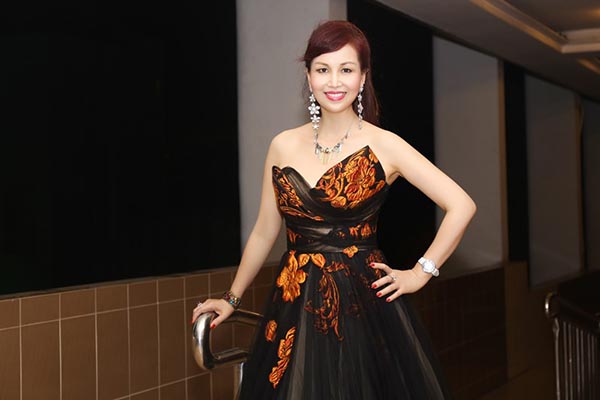 Đây chính là Hoa hậu giỏi ngoại ngữ nhất Việt Nam - Ảnh 4.
