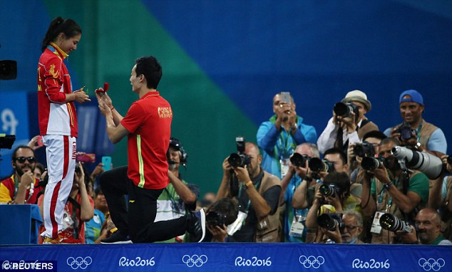Sao Trung Quốc khiến cả Olympic “sửng sốt” - Ảnh 4.