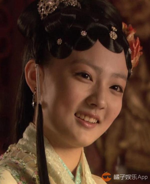 Độ nổi tiếng khó tin của dàn diễn viên phụ Tân Hồng Lâu Mộng - Ảnh 10.