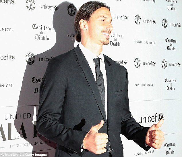 Hết làm từ thiện ở Premier League, Man United lại nhiệt tình cống hiến cùng UNICEF - Ảnh 5.