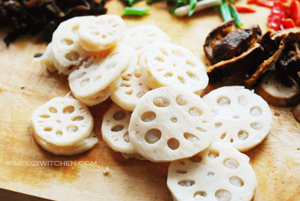 Củ sen và những bí mật dinh dưỡng không phải ai cũng biết - Ảnh 1. Củ sen và những bí mật dinh dưỡng không phải ai cũng biết - Ảnh 1.