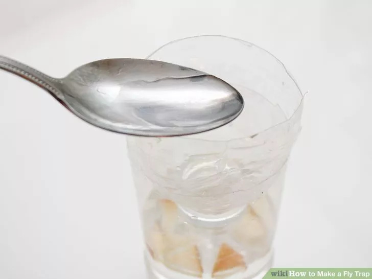 Tự chế bẫy ruồi đ&aacute;nh đ&acirc;u tr&uacute;ng đ&oacute; chỉ từ 1 chiếc chai nhựa! - Ảnh 8.