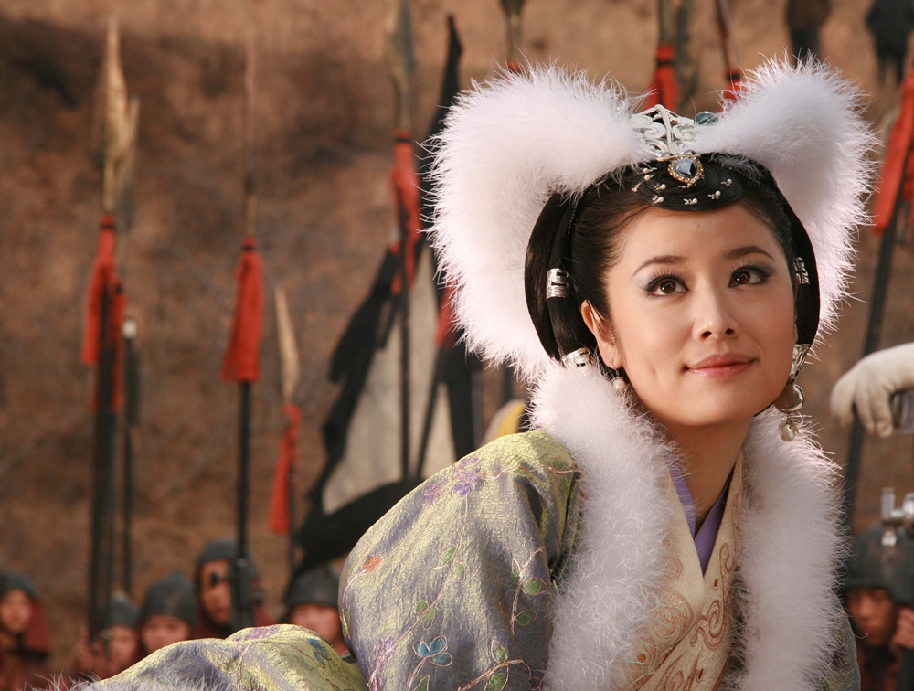 Những lần trùng vai thú vị của “bộ ba” Hoàn Châu cách cách - Ảnh 8. Những lần trùng vai thú vị của “bộ ba” Hoàn Châu cách cách - Ảnh 8.