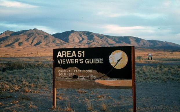 Loạt bí ẩn cực kỳ khó hiểu tại Tam giác quỷ ở sa mạc Mỹ - Ảnh 4.