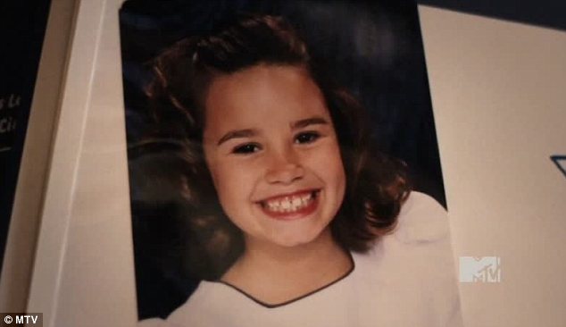 Demi Lovato và cuộc chiến chống lại bệnh rối loạn tâm lý - Ảnh 2.