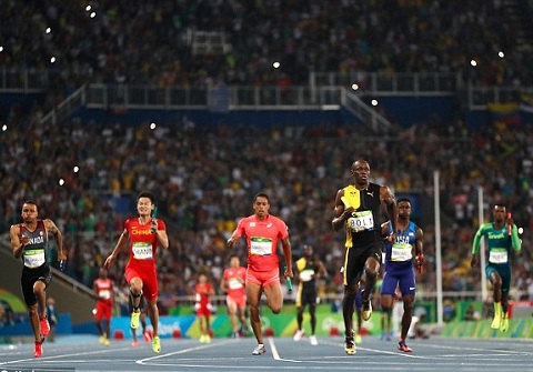 SỐC: Usain Bolt có thể bị tước HCV Olympic - Ảnh 1.