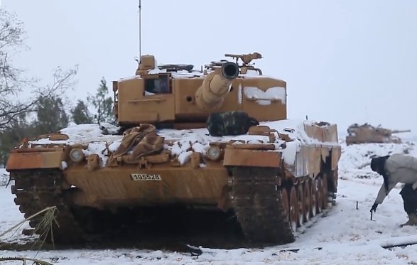 IS tóm sống xe tăng Leopard 2A4 của Thổ Nhĩ Kỳ - Ảnh 3.