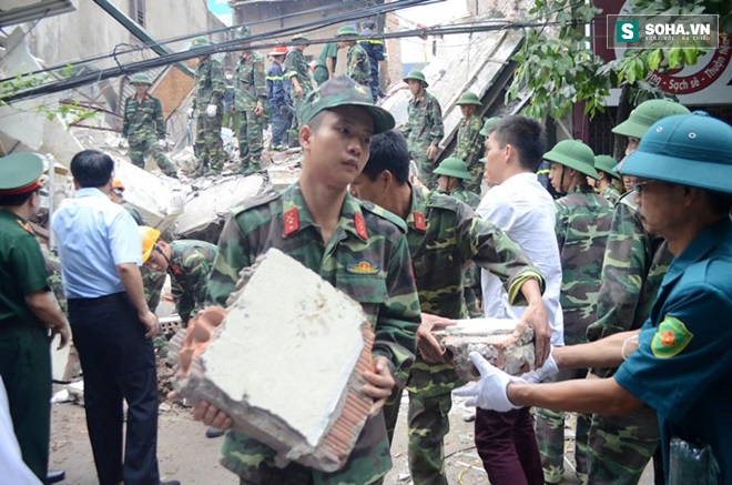 Thông tin mới nhất về nạn nhân vụ sập nhà ở Cửa Bắc - Ảnh 1.