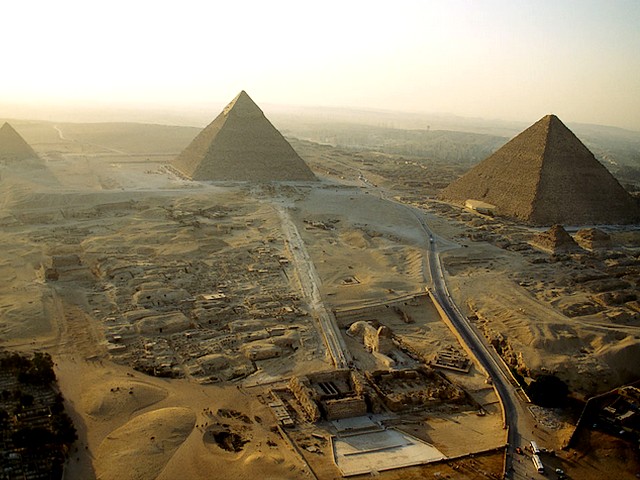Giza - Đại kim tự tháp nổi tiếng nhất thế giới đã lấy lại được hình dáng vốn có của mình - Ảnh 2.