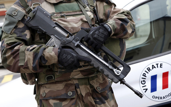 Pháp chọn súng Đức thay thế huyền thoại FAMAS - Ảnh 2.