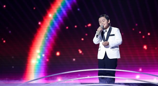 The Voice Kids: Cô bé lên 10 đã dám hát Đường cong của Thu Minh - Ảnh 11.