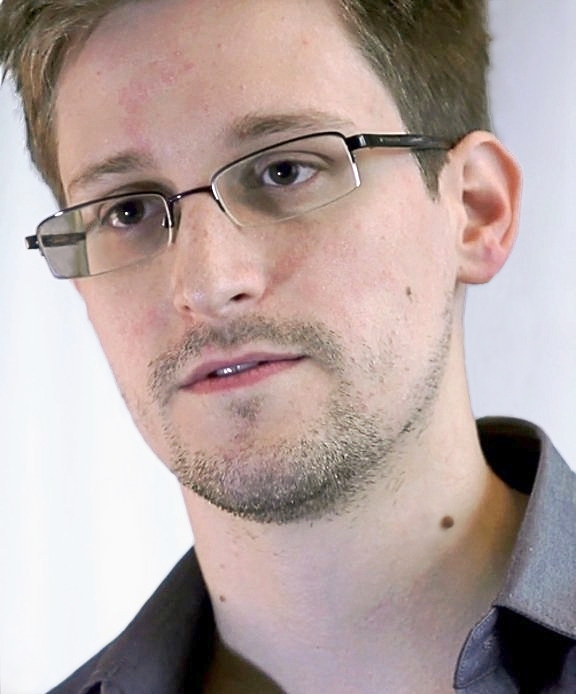 Người hùng công nghệ Edward Snowden thiết kế vỏ iPhone chống hack - Ảnh 1.