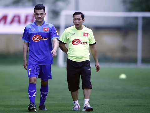 Hữu Thắng tiết lộ lí do ĐT Việt Nam suýt thua đàn em U21 - Ảnh 1.