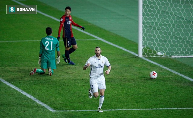 Siêu nhân Ronaldo lập hat-trick, Real lên đỉnh thế giới - Ảnh 2.