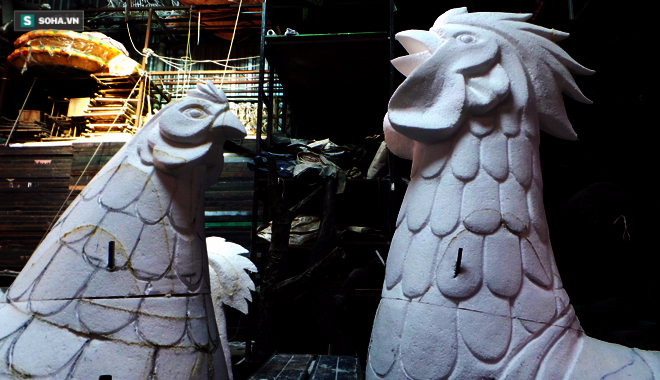 Ngắm cặp gà linh vật khổng lồ sẽ đặt tại đường hoa Sài Gòn năm 2017 - Ảnh 4.
