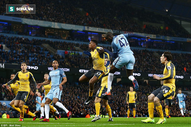 Xé toang Pháo thủ, Pep Guardiola nở nụ cười mãn nguyện - Ảnh 22.