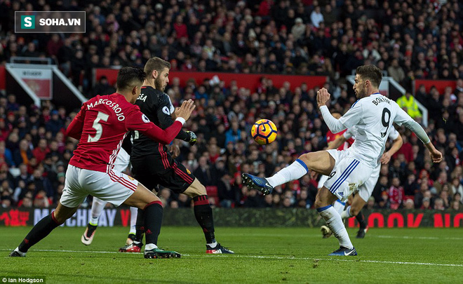 Man United thắng đậm, nhưng Mourinho còn đó một rừng nỗi lo - Ảnh 2.