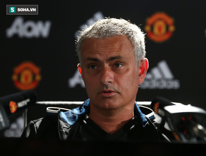 Mở miệng mắng Chelsea, Jose Mourinho đang kể tội chính mình - Ảnh 1.