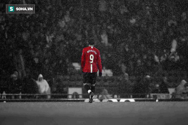 Với Berbatov, liệu có sự điên rồ nào xuất hiện tại Old Trafford? - Ảnh 1.