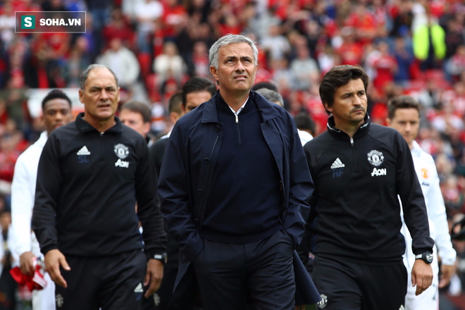 Trái tim Quỷ đỏ và 1500 ngày chờ đợi ánh sáng kỷ nguyên Mourinho - Ảnh 5.